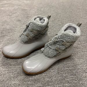 BRAND NEW Spearry Women's Gray Winter Boots